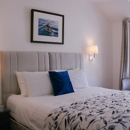 Отель Gresham Court Торки Экстерьер фото
